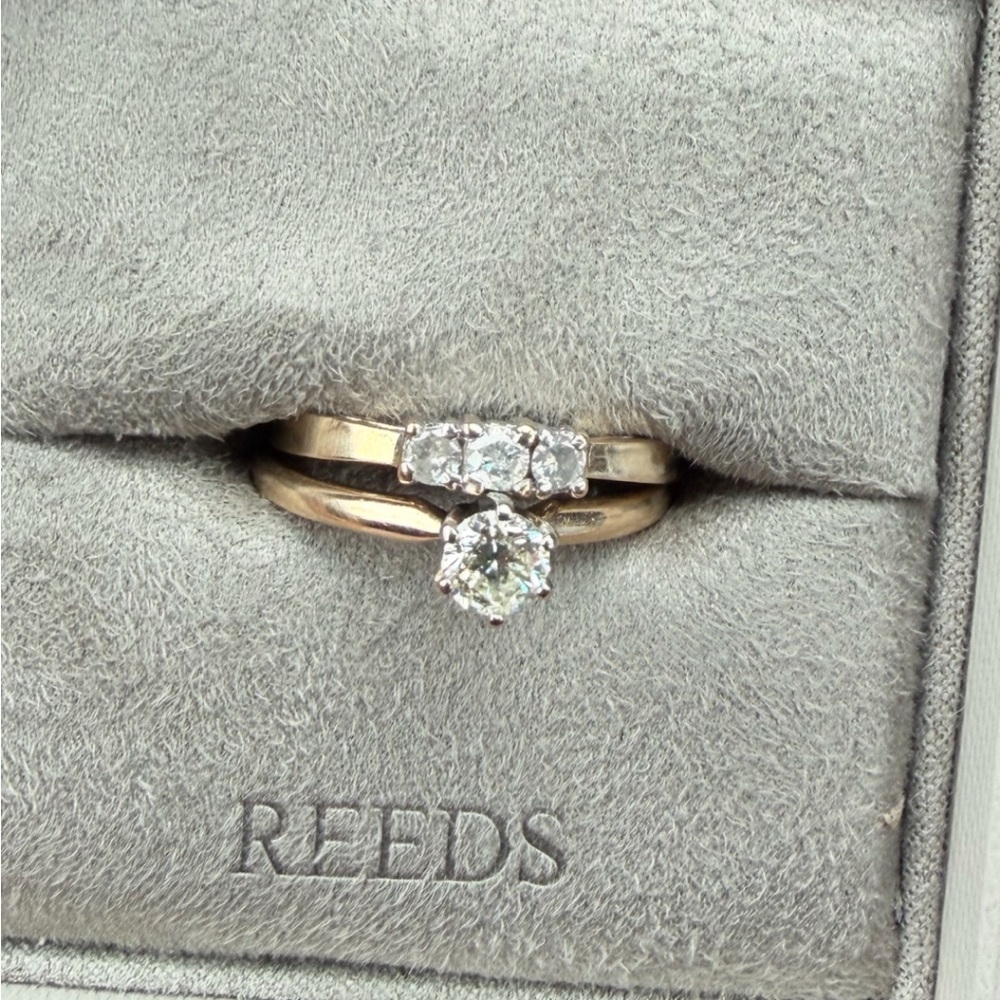 10k 3 diamond ring